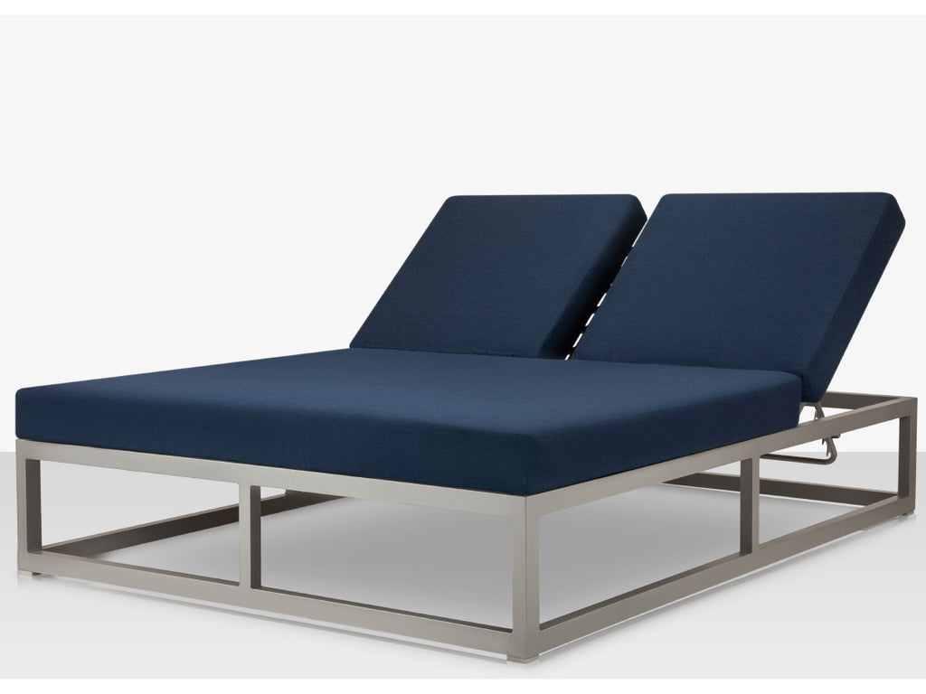 Iconic Aluminum Double Chaise Lounge